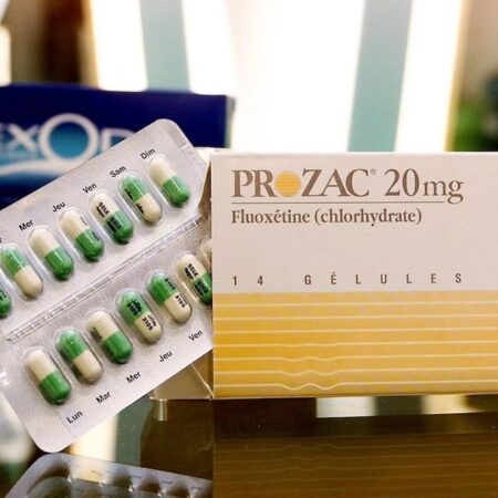 Fluoxetine ( Prozac ) 20 mg